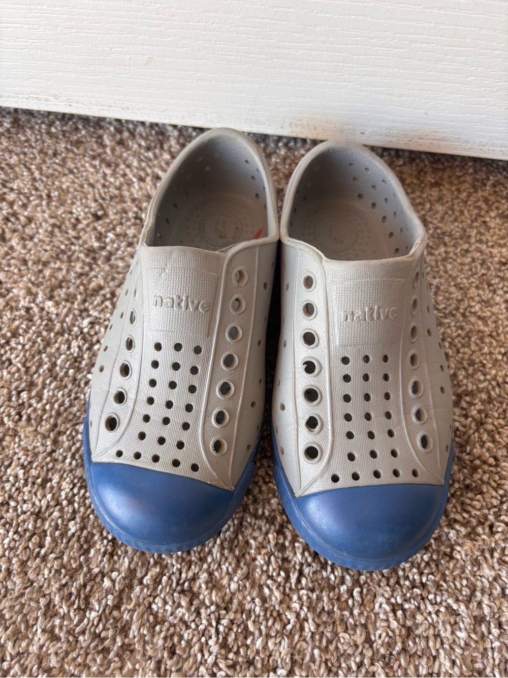 Native Jefferson Shoes - size 10 gray and blue toddler little kid